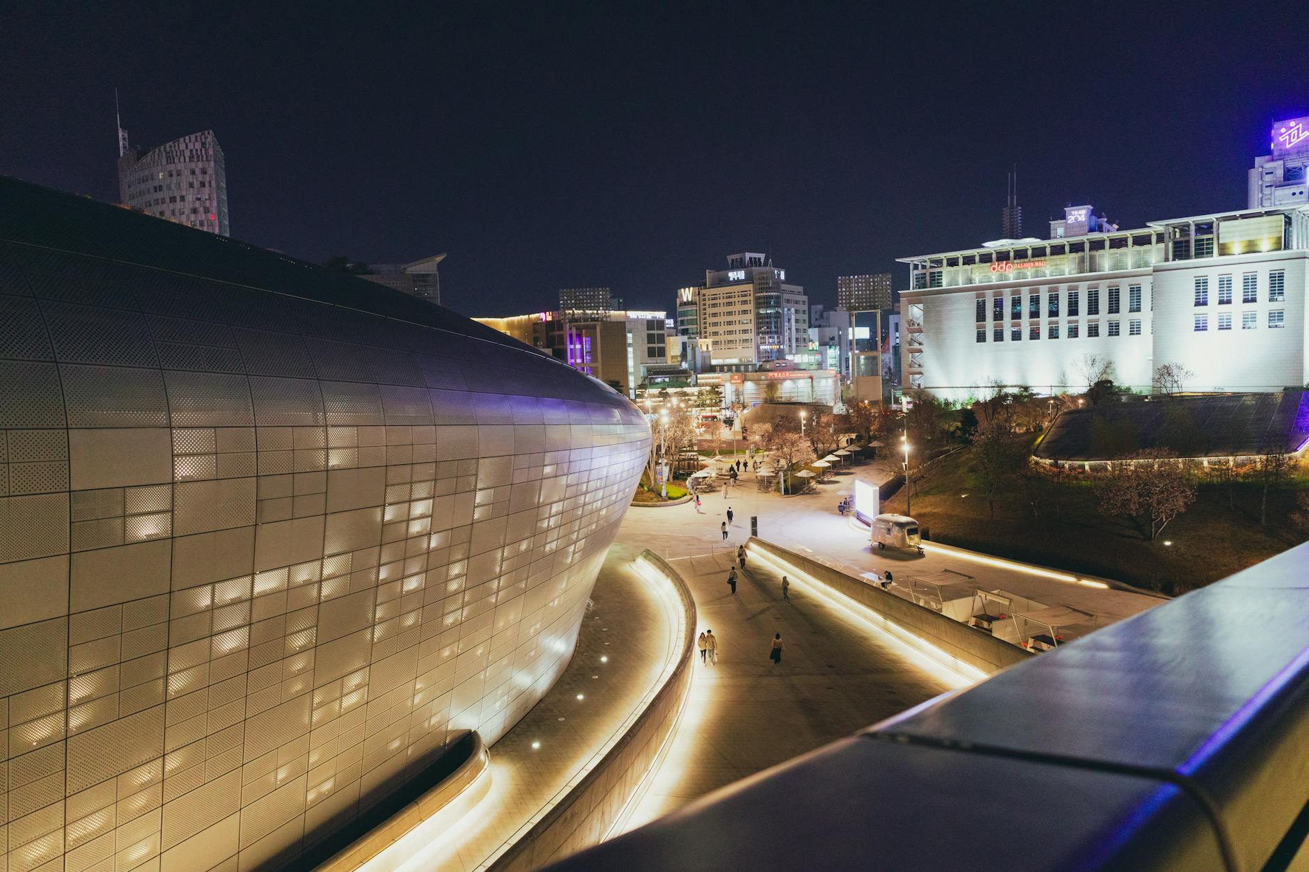 Dongdaemun Design Plaza DDP futuristic architecture at night in Seoul