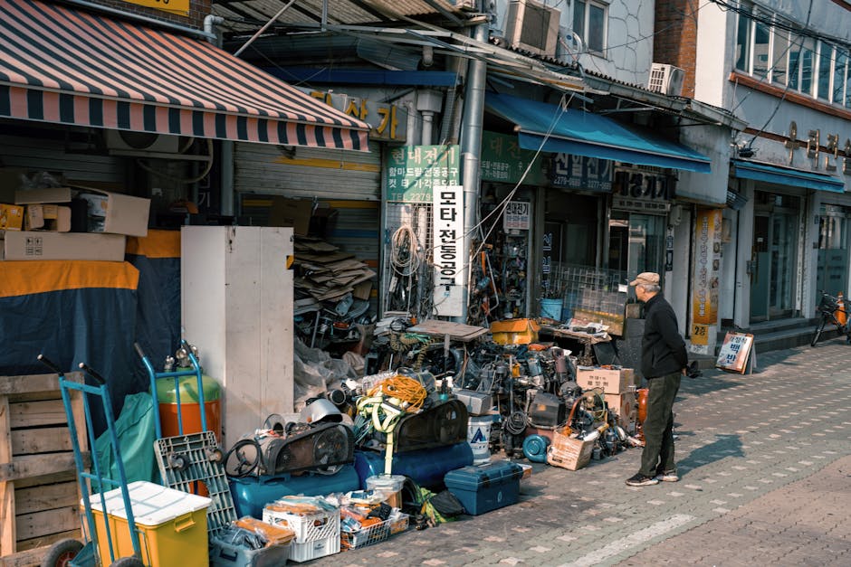 Insadong street with traditional Korean vegetarian temple food restaurants