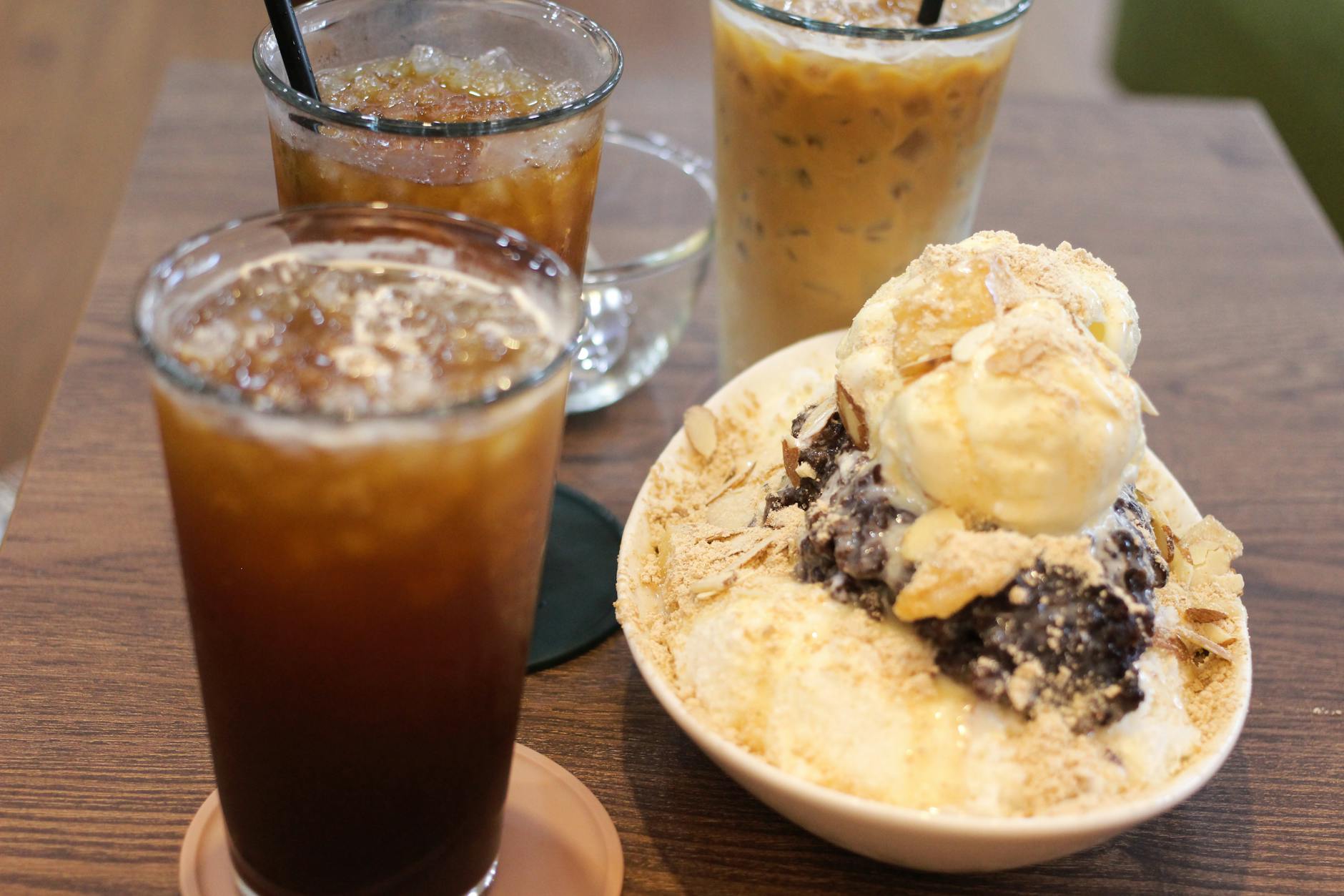 Trendy Seoul cafe — part of the city's vibrant food culture