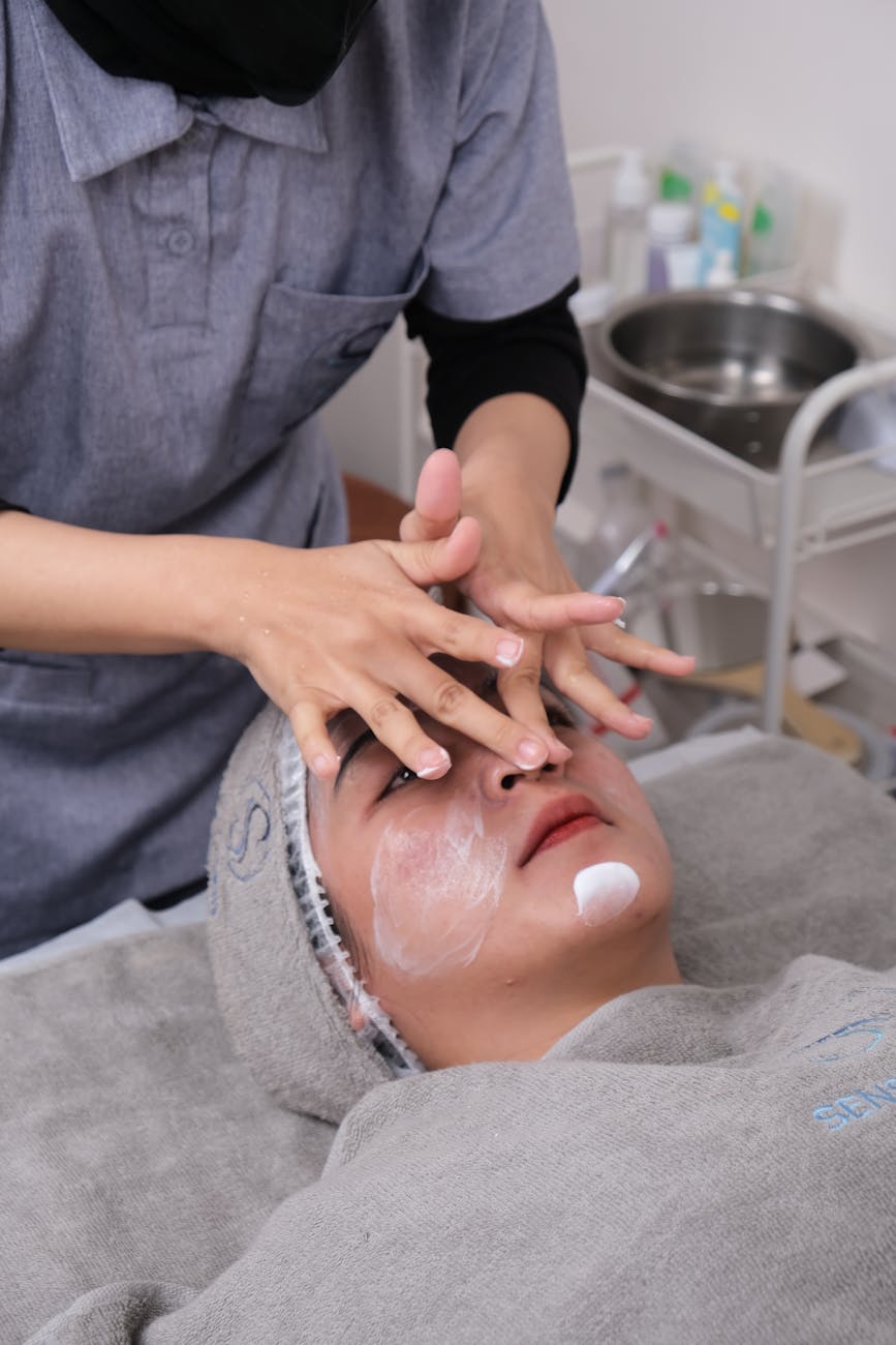 Professional facial skincare treatment at a K-beauty clinic in Seoul