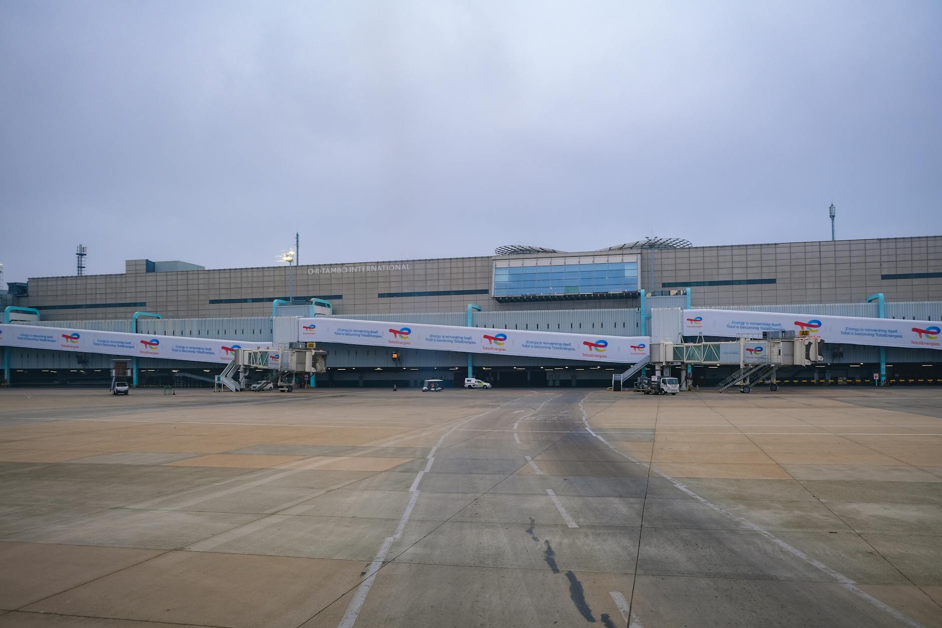 Incheon Airport arrivals area with taxi pickup zones