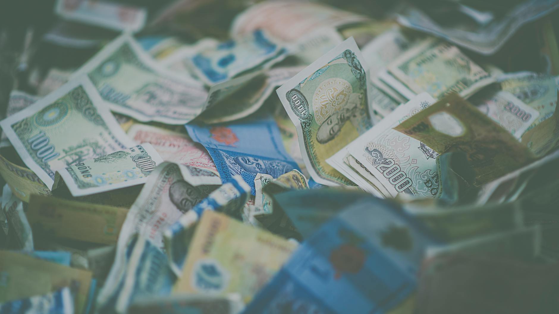 Planning your Seoul trip budget with Korean won banknotes